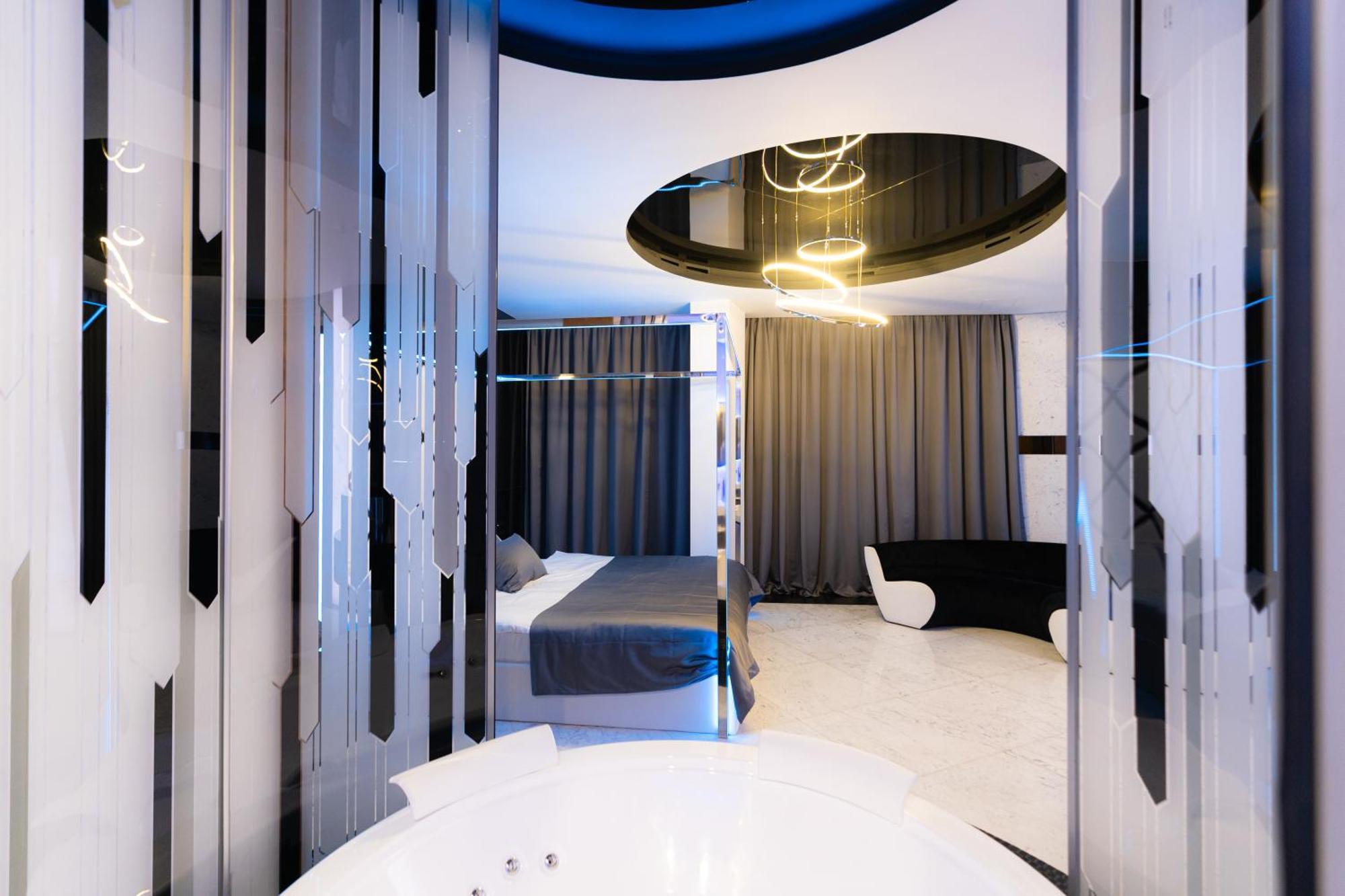Tsarsky Hotel Kyiv Exterior photo